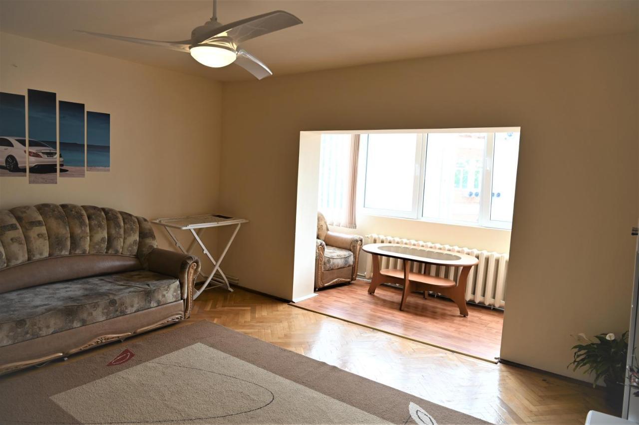 Marin Hotel Apartment Braşov Extérieur photo