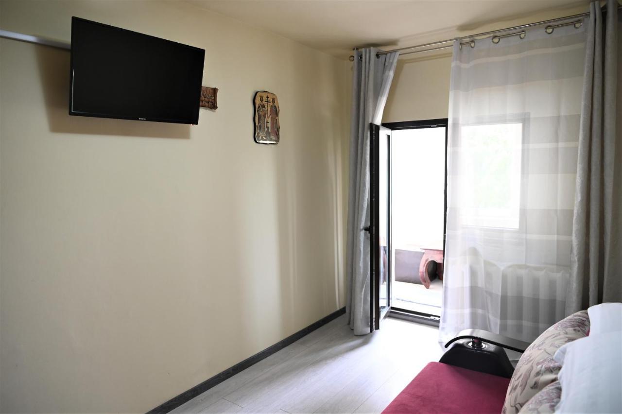 Marin Hotel Apartment Braşov Extérieur photo
