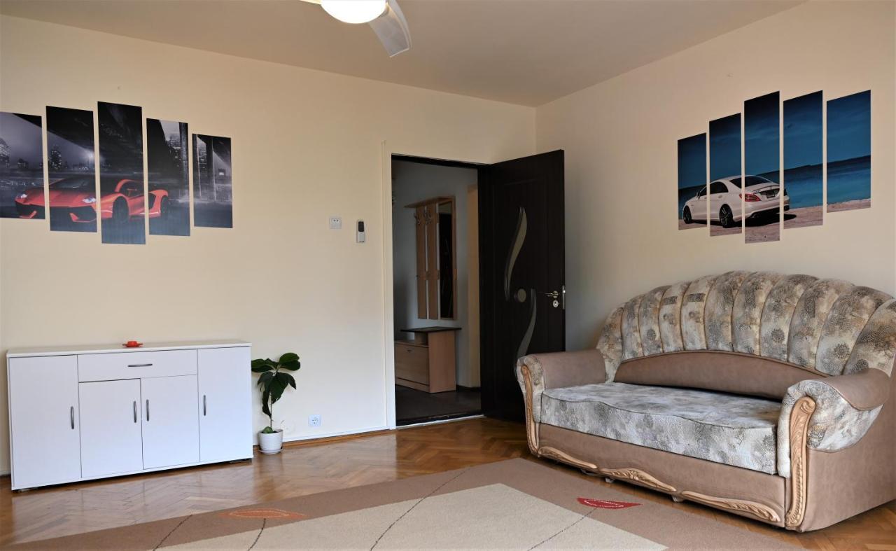 Marin Hotel Apartment Braşov Extérieur photo