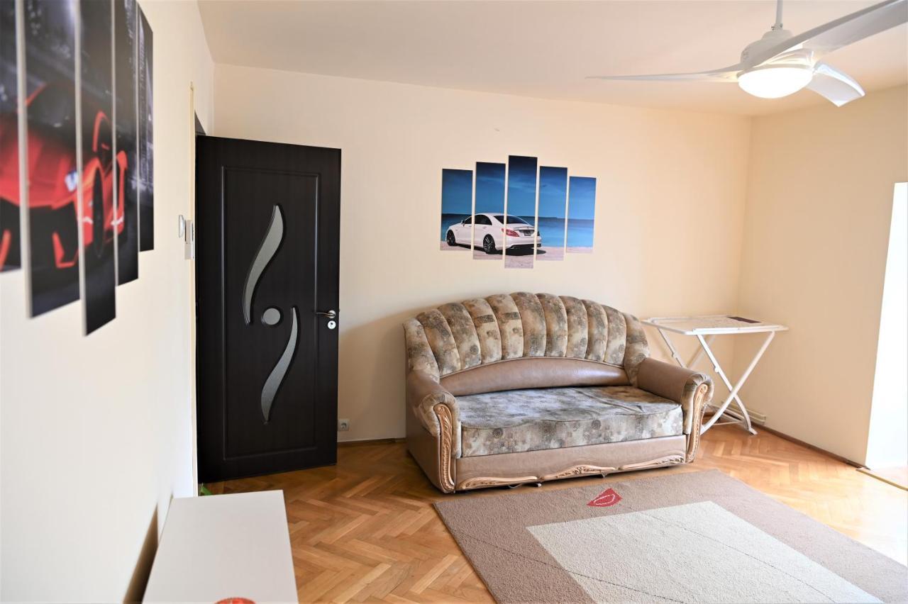 Marin Hotel Apartment Braşov Extérieur photo